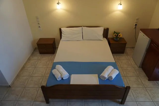 غرفة رباعية، Hotel Iraklis 7/10