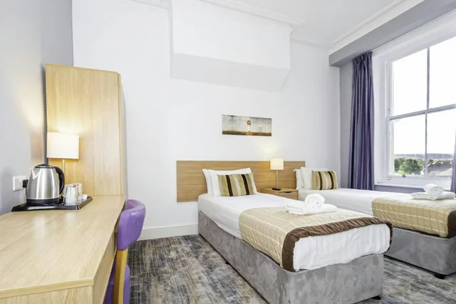 غرفة قياسية بسريرين منفصلين، Majestic Hotel Eastbourne by Belvilla 1/6