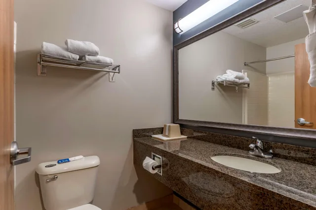 غرفة بسرير مزدوج، Best Western Newberg Inn 3/3