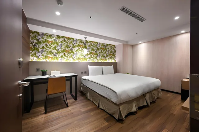 Room, Double Bed, No Window, Le room Hotel Kaifeng Taipei 2/2