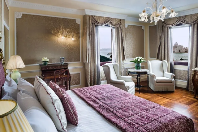 Junior Suite, Twin Beds, Lagoon View، Baglioni Hotel Luna 2/3