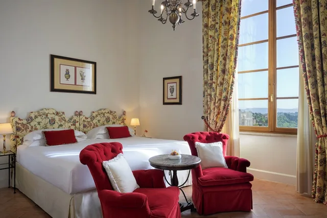 غرفة ديلوكس بسريرين منفصلين بإطلالة، Grand Hotel Continental Starhotels 5/10
