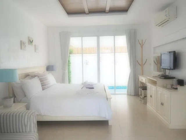 جناح بسرير كينج، Costa Village Pool Villa 1/3
