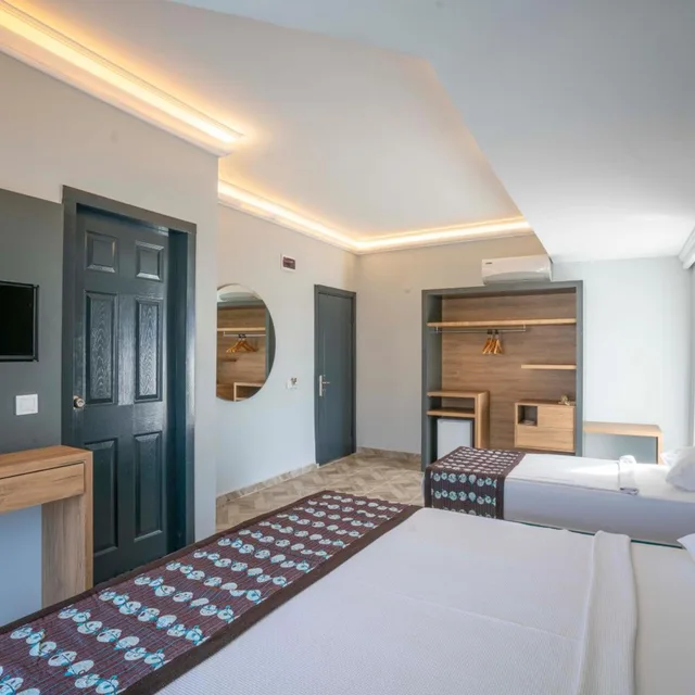 غرفة ثلاثية بشرفة، Aslan Corner Hotel 8/10