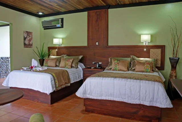 جناح جونيور بسريرين مزدوجين بمسبح خاص، VOLCANO LODGE AND SPRINGS 1/1