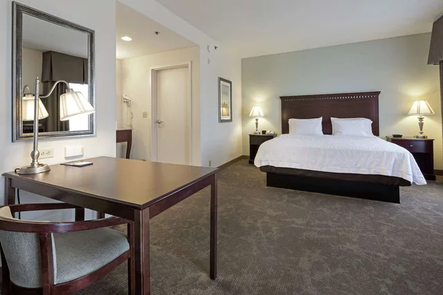 جناح استوديو بسرير كينج مع أريكة، Hampton Inn and Suites Prescott Valley 1/4
