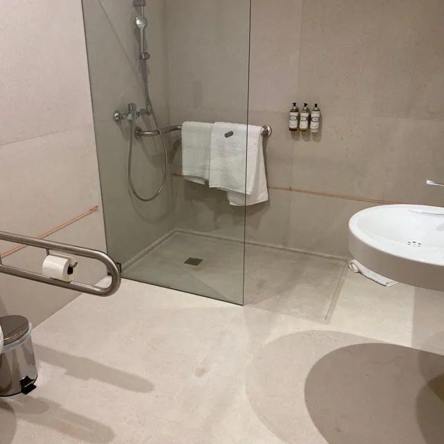 Twin Room Reduced Mobility، Montebelo Mosteiro de Alcobaca Historic Hotel 7/8