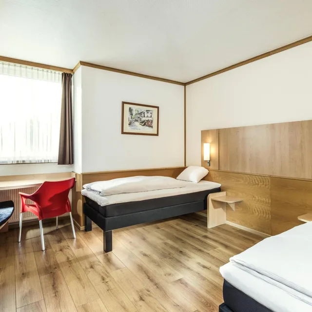 غرفة بسريرين منفصلين، Ibis Hotel Eisenach 7/10
