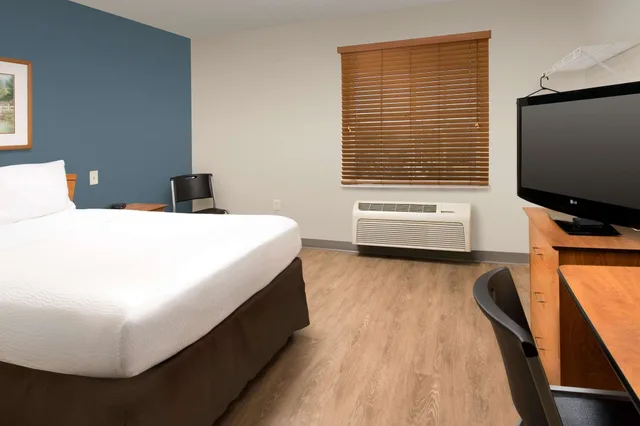 غرفة قياسية بسرير مزدوج، WoodSpring Suites Orlando West - Clermont 2/4
