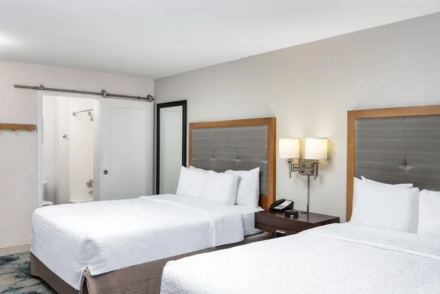 Standard, 2 Double Beds, Hampton Inn Portland East 5/10