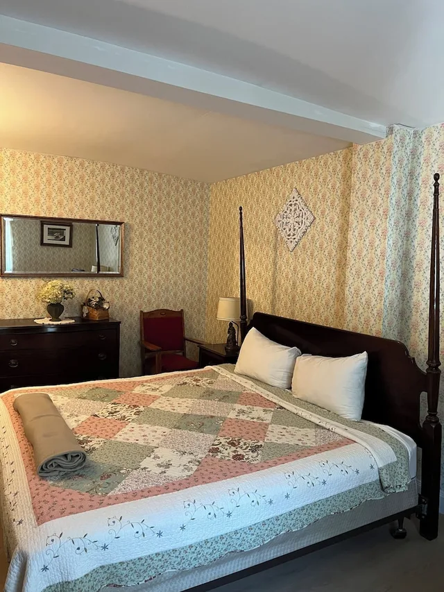 غرفة قياسية بسرير كينج، Old Orchard Beach Inn 7/10