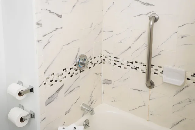 غرفة تنفيذية بسرير كينج مع أريكة، D. Hotel and Suites 5/5