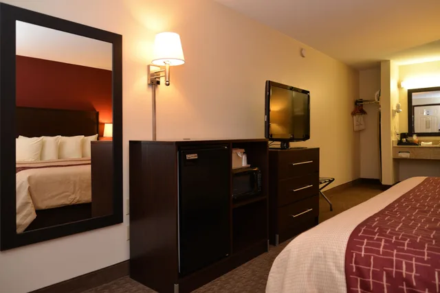 غرفة سوبيريور بسرير كينج، Red Roof Inn Cookeville - Tennessee Tech 5/6
