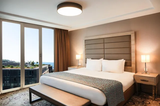 جناح بسرير كينج مع أريكة بجاكوزي، Nidya Hotel Galataport 1/1