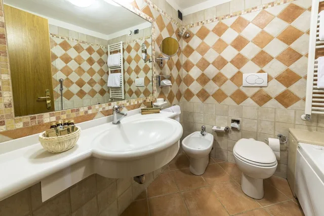 غرفة عائلية بسرير كوين وسريرين منفصلين بغرفة نوم واحدة، Hotel Excelsior Planet 7/7