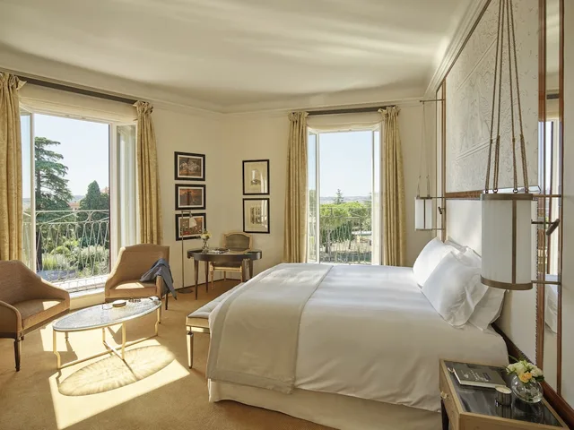 Junior Suite, King Bed, Eden Rome 1/3