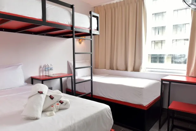 Room, Triple, Bunk Bed, Single Bed, Tune Hotel Waterfront Kuching 2/9