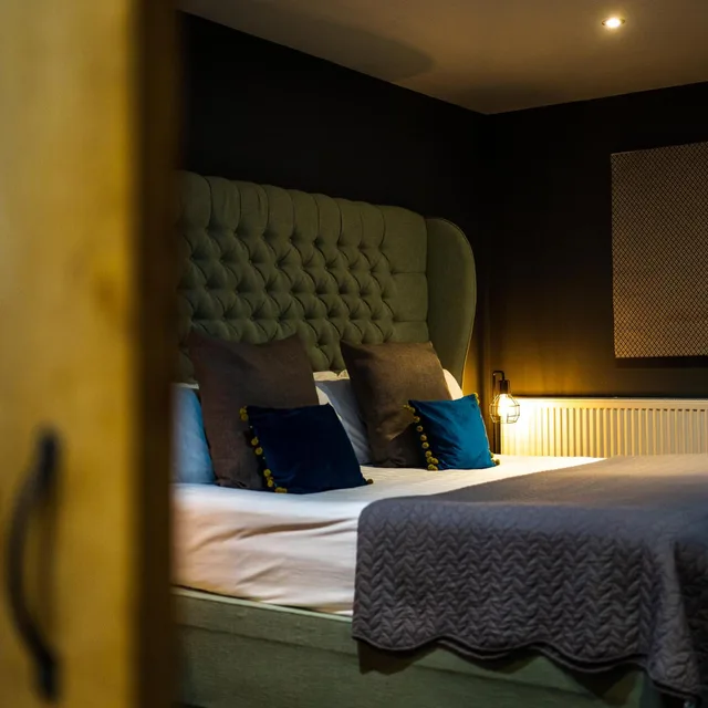 Deluxe, The Vicarage 3/8