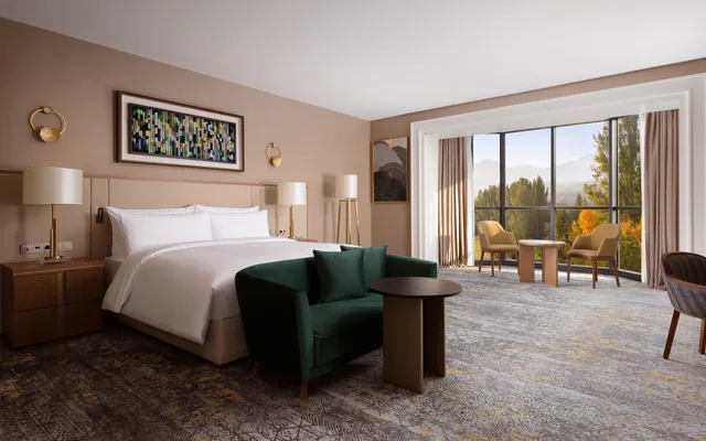 جناح جونيور تنفيذي بانورامي بسرير كينج بإطلالة على الجبل، Swissotel Wellness Resort Alatau Almaty 4/9