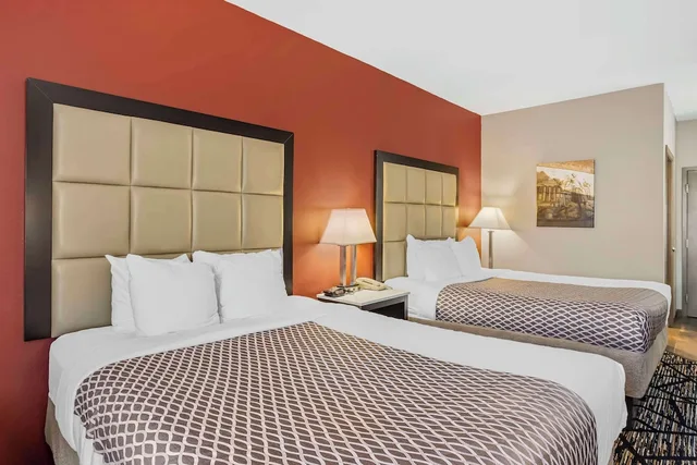 Standard, 2 Queen Beds, Pet Friendly, Best Western Carlisle 1/2
