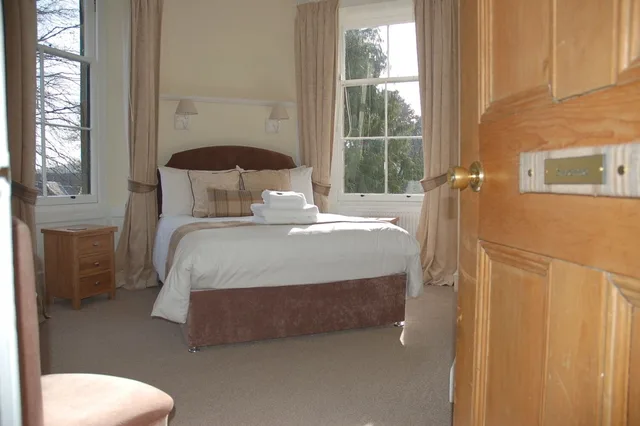 غرفة بسرير مزدوج بإطلالة على الحديقة، Lubnaig Guest House 4/6