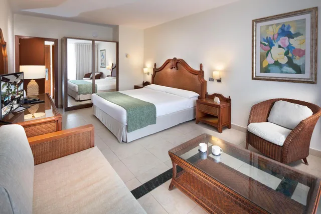 غرفة ثلاثية، La Palma Princess 3/5