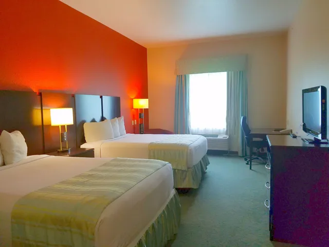 غرفة بسريرين كوين، Ramada By Wyndham South Waco 3/5