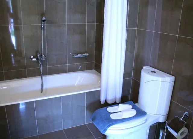 بنغل سوبيريور، AKTAION RESORT 4/4