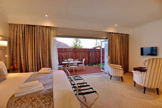 غرفة فاخرة بسرير مزدوج، Val Du Charron Coach House 10/10