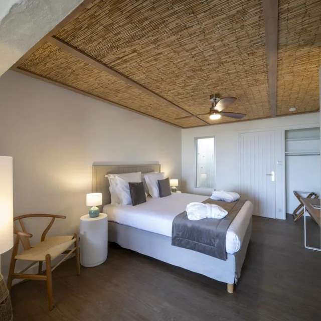 غرفة بسرير مزدوج أو سريرين منفصلين بإطلالة على البحر، Hotel Punta Lara Noirmoutier 1/3