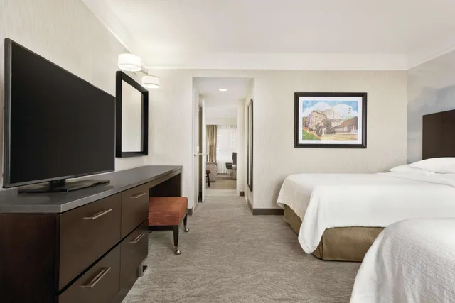 جناح بسريرين مزدوجين بغرفة نوم واحدة، Embassy Suites by Hilton Chicago North Shore Deerfield 2/3