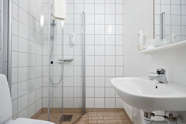 غرفة صغيرة بسريرين منفصلين، Sure Hotel By Best Western Lagan 2/3