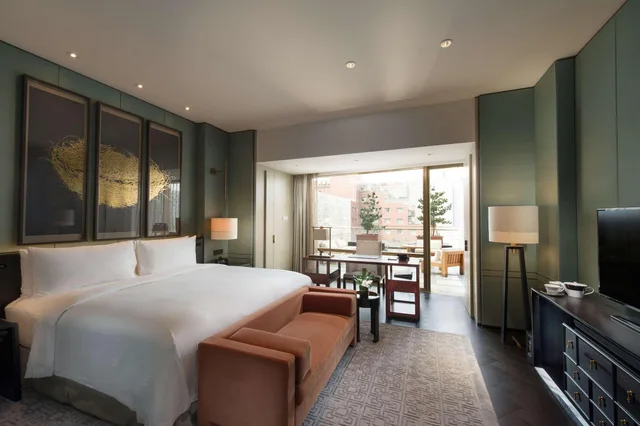 غرفة بريميير بسرير مزدوج، Waldorf Astoria Beijing 1/5