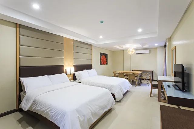 غرفة سوبيريور بسريرين منفصلين بشرفة، Cebu Westown Lagoon - South Wing 3/6