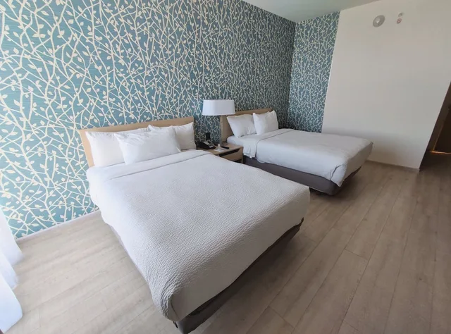 غرفة بسريرين مزدوجين، COURTYARD MEXICO CITY VALLEJO 1/6