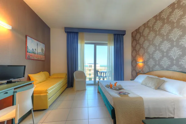 غرفة رباعية بشرفة، HOTEL SOLE 7/10