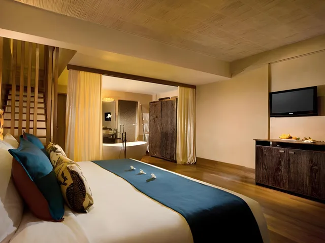 Duplex Villa Pool View، Kupu Kupu Jimbaran Beach Club Spa By Loccitane 1/1