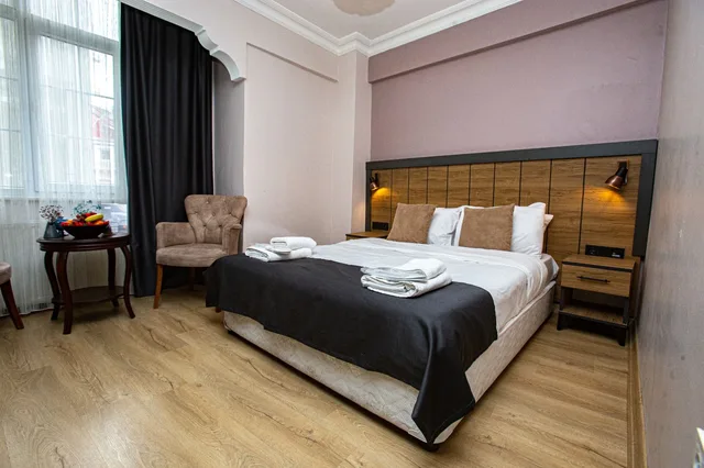 جناح، COMFORT HOTEL TAKSIM 6/10