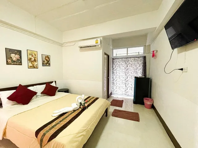 غرفة بسرير مزدوج، Rueangrat Hotel 2/5