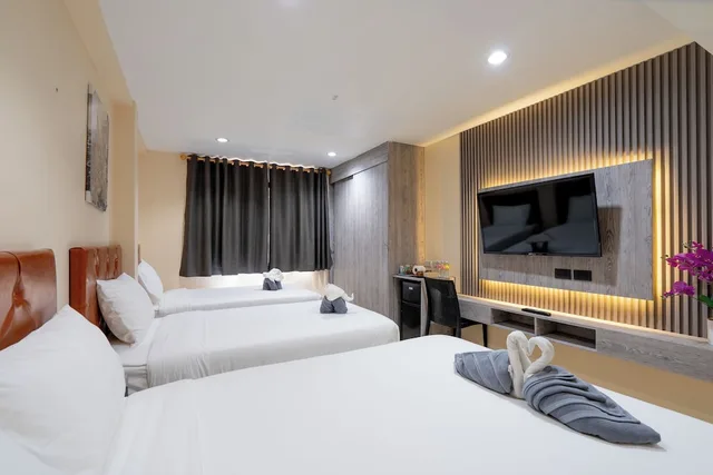 جناح بسريرين منفصلين وسريرين كينج وسرير كوين بـ3 غرف نوم، Squareone Hostel 3/10