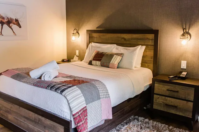 غرفة بسرير كوين، Bayview Wildwood Resort Ascend Hotel Collection 1/10