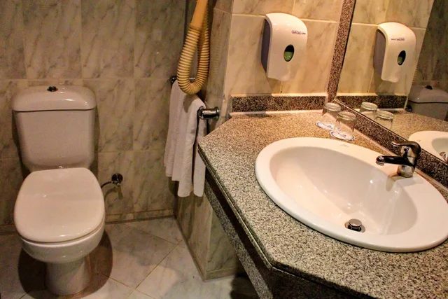غرفة قياسية بإطلالة على البحر، Palm Beach Resort 3/4