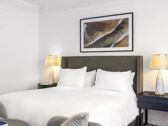 جناح جونيور بسرير كينج، Fairmont La Marina Rabat-Salé 4/8