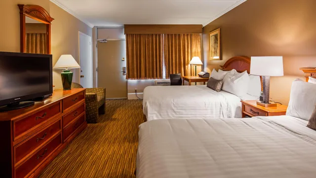 غرفة قياسية رباعية، SureStay Plus Hotel By Best Western Brandywine Valley 2/4