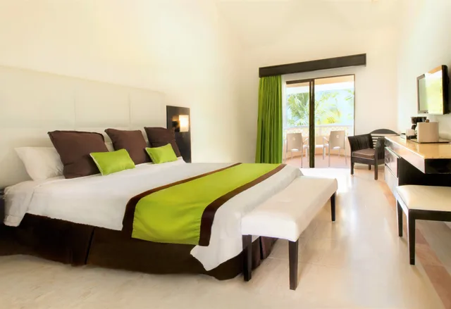 غرفة سوبيريور بإطلالة على البحر مفردة بسرير مزدوج، Viva Dominicus Palace by Wyndham, A Trademark All Inclusive 1/2