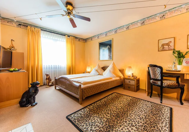غرفة بسرير كوين، Ambient Hotel Am Europakanal 6/10