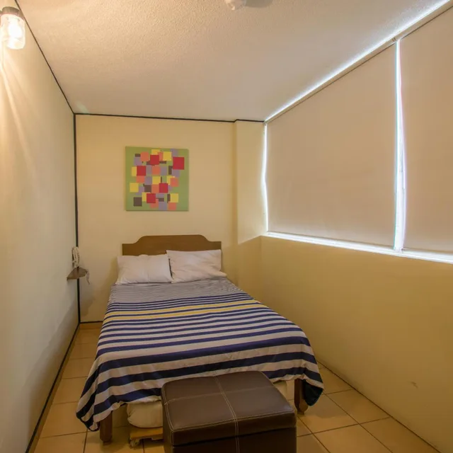 غرفة أساسية ثلاثية، Hotel Mateos 1215 5/7