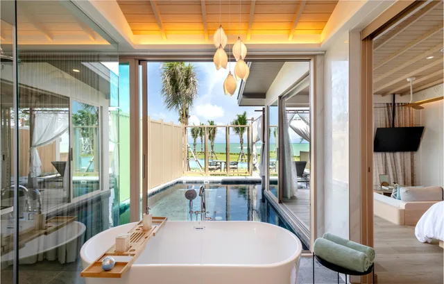 Pool, Villa, Double Bed, Sea Front, Adult Only، The Little Shore Khao Lak by Katathani 1/1