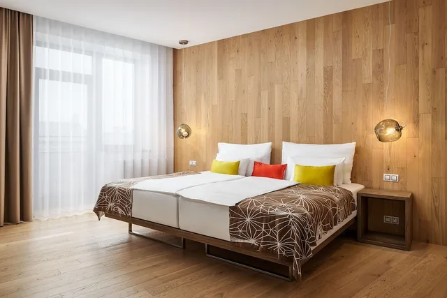جناح جونيور بسرير كوين، Hotel Passage 1/7