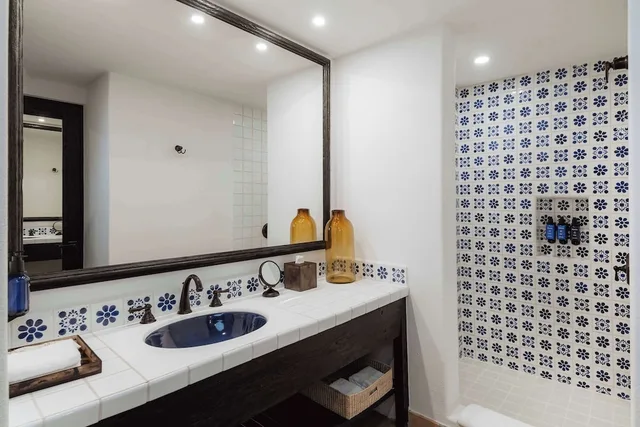 Room, 2 Double Beds, Pool Access، Tropicana Los Cabos, Tapestry Collection by Hilton 3/4
